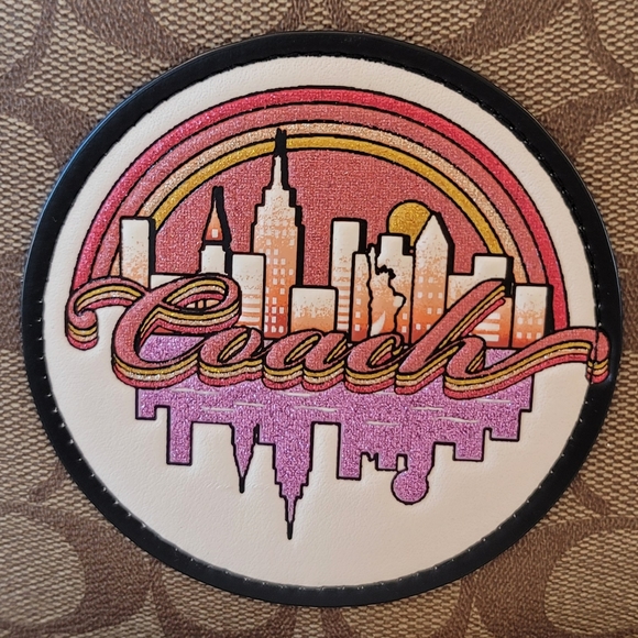 Coach Signature Colorblock Court Backpack with Souvenir Patch - Picture 4 of 16